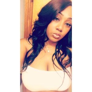 Meet your Posher, Kortney